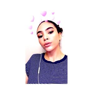 Meet your Posher, Naomi